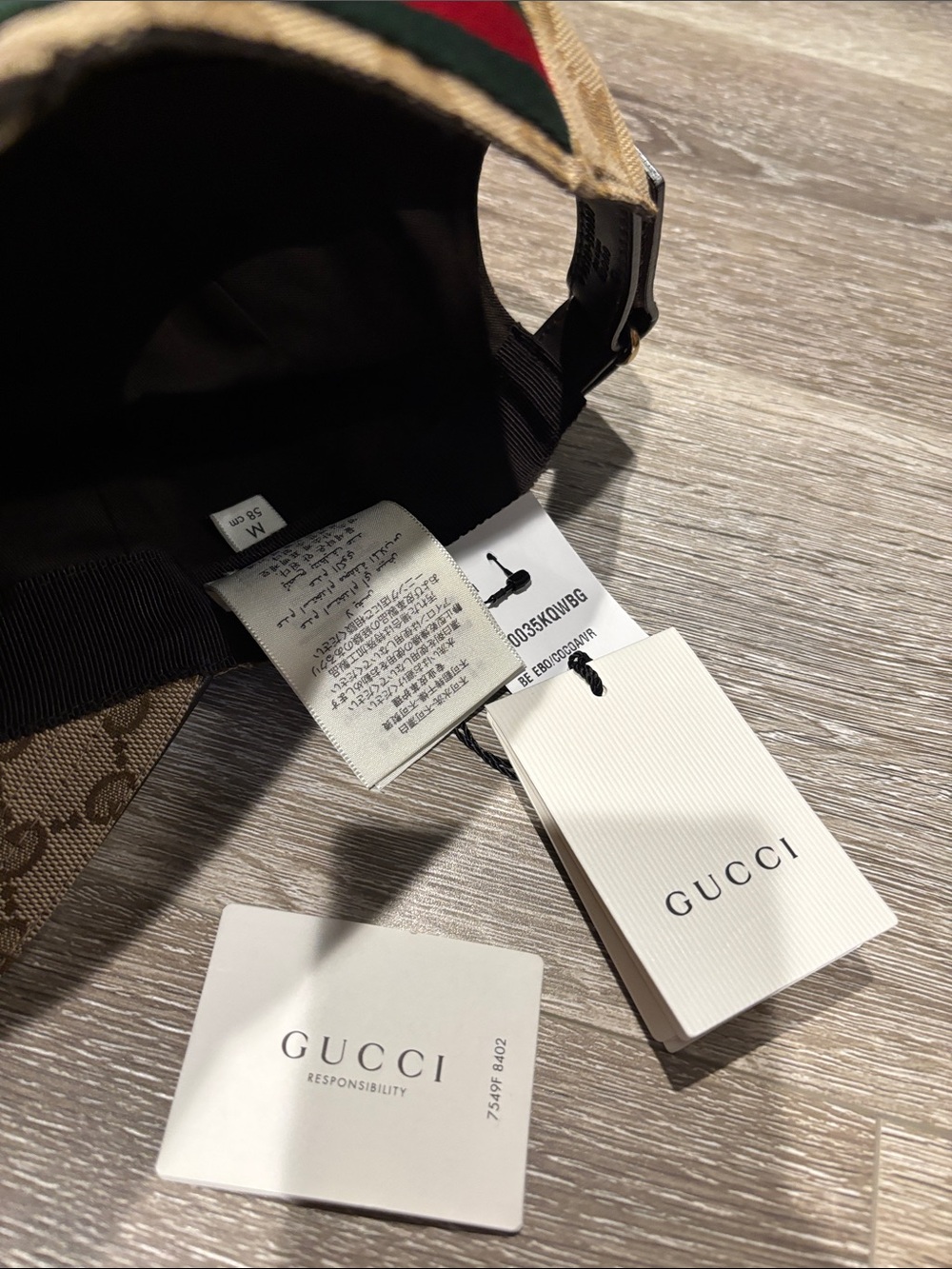 Gucci Brown Monogram Canvas Baseball Cap with Green-Red Web brand new with tags - Picture 9 of 9